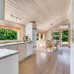 Arnsten - 900m From The Sea By Interhome