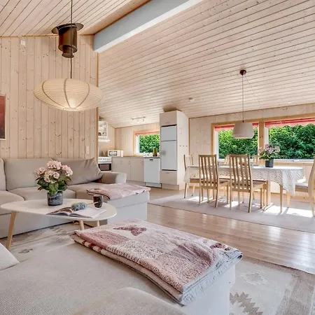 Arnsten - 900m From The Sea By Interhome *