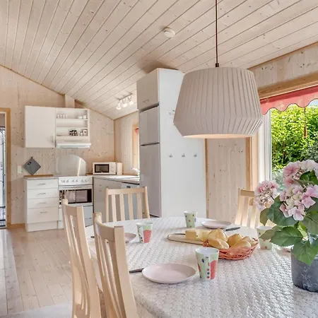 Arnsten - 900m From The Sea By Interhome Bøtø By